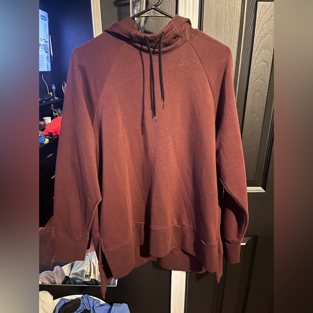 Nike Dri-FIT Maroon Apparel